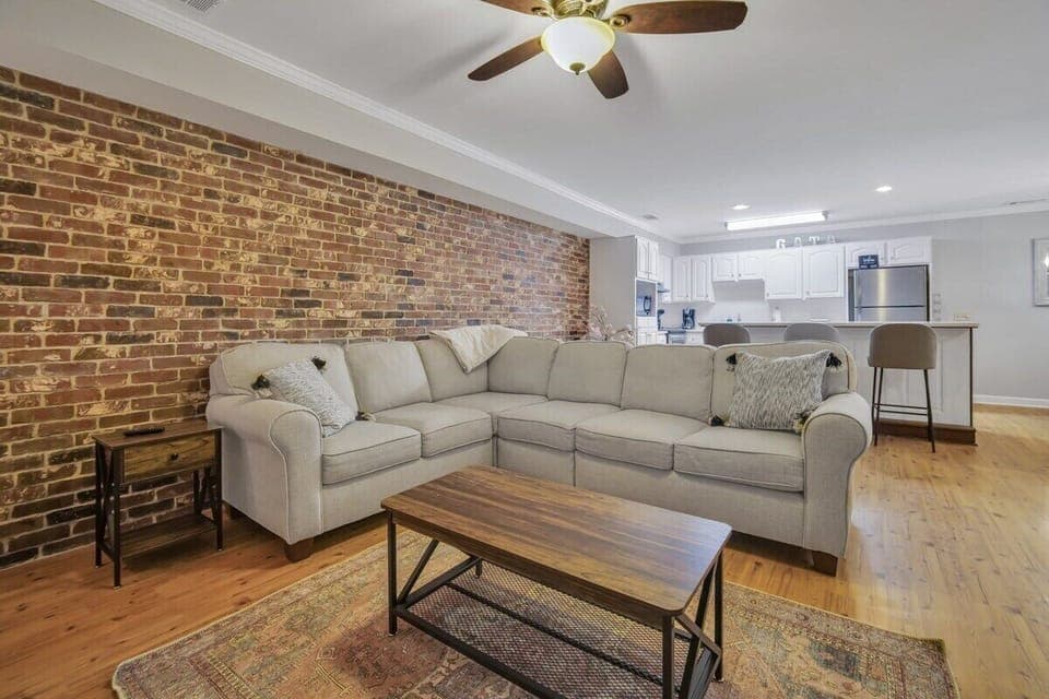 Another view of the living area!