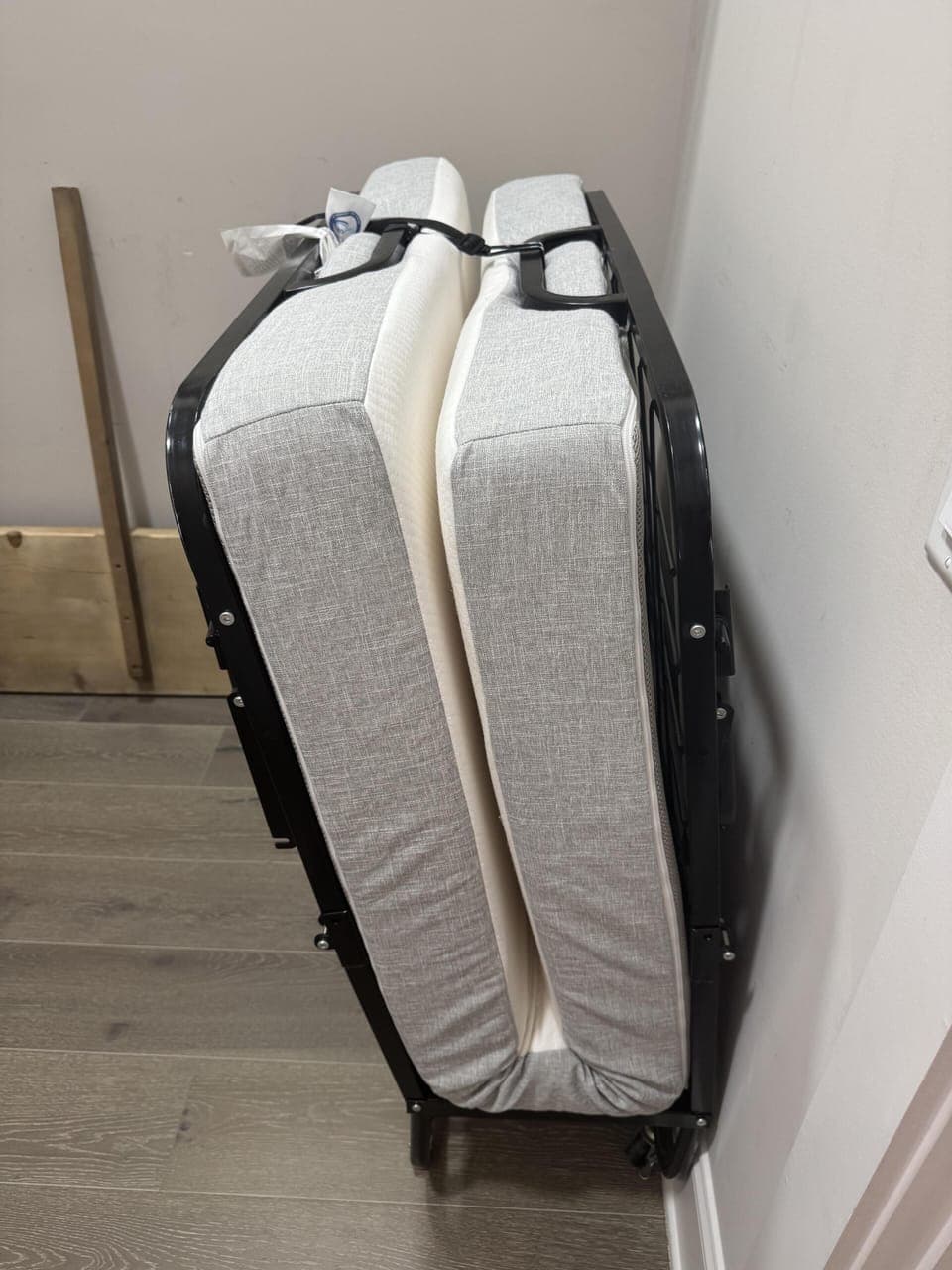 twin foldable cot