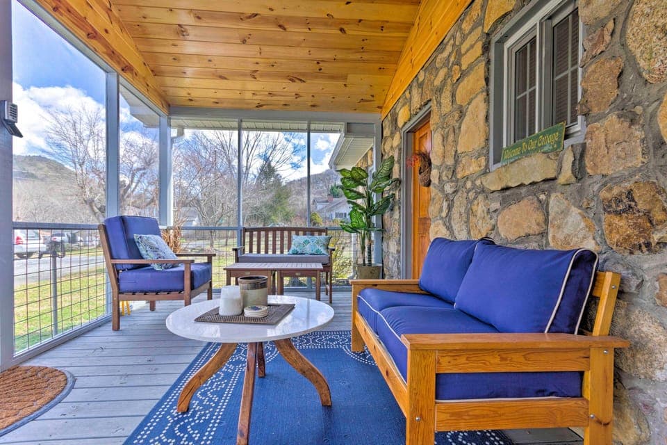 Cottage (2 Bedrooms) | Interior