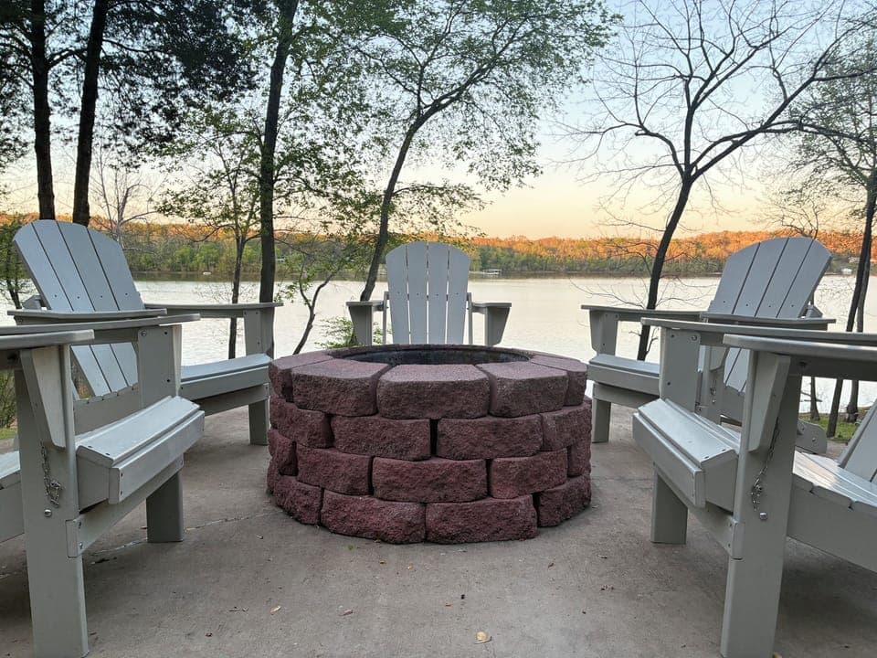 End the day by the firepit, under the stars, surrounded by nature and views.