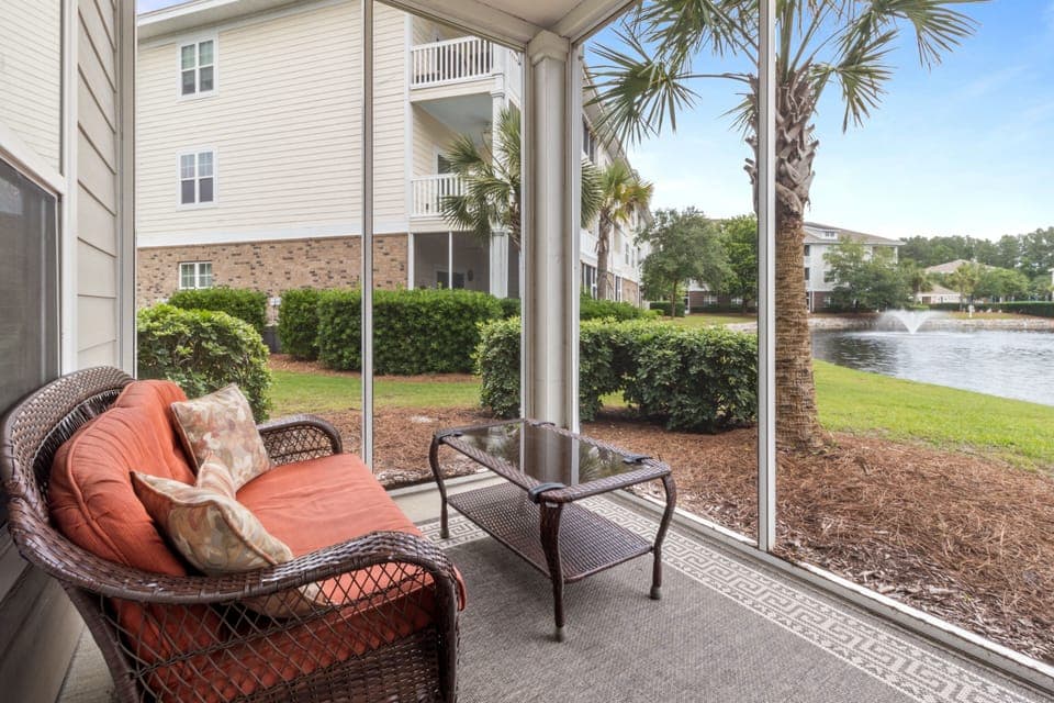Condo, 3 Bedrooms | Property grounds