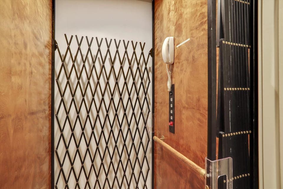 Main Level-Elevator