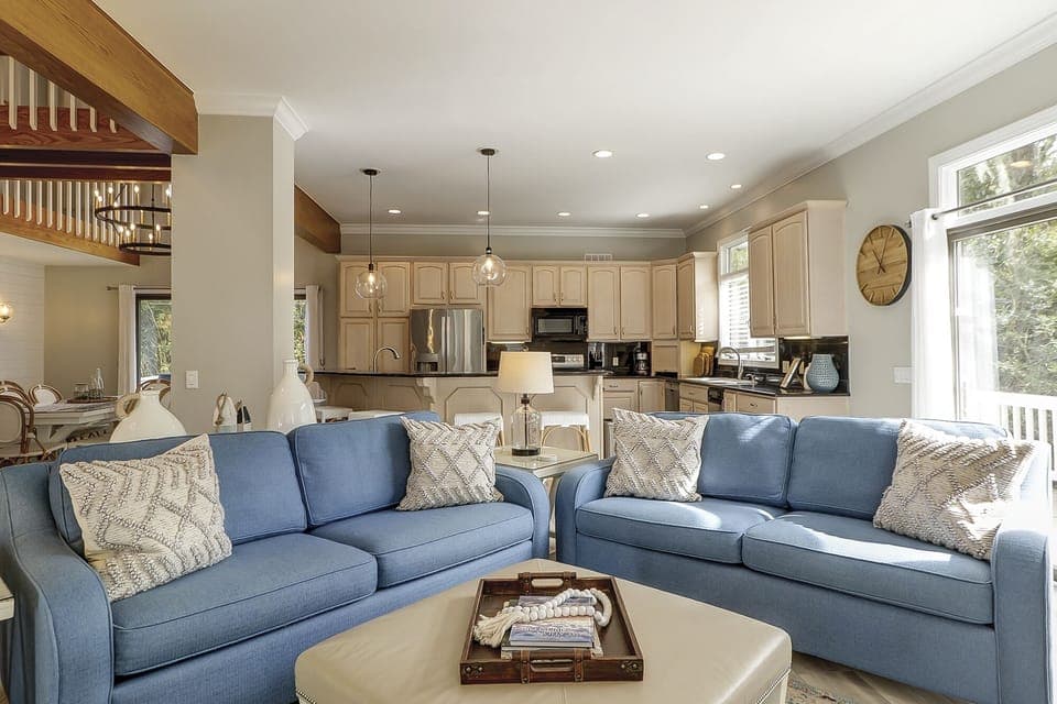 Main Floor Living Area