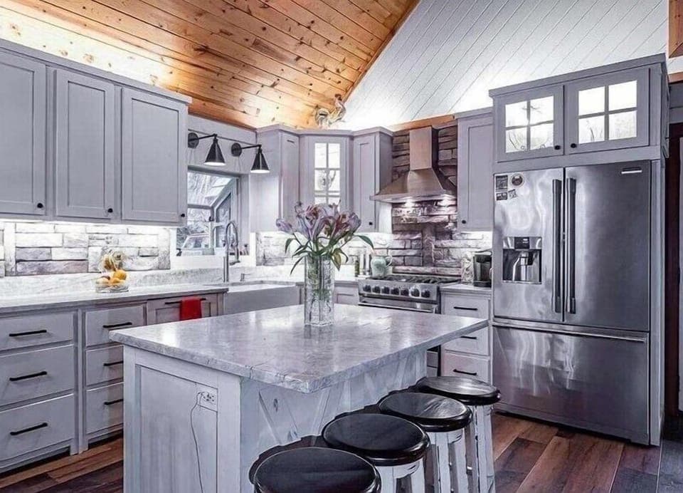 Luxury kitchen supplied with everything you need!