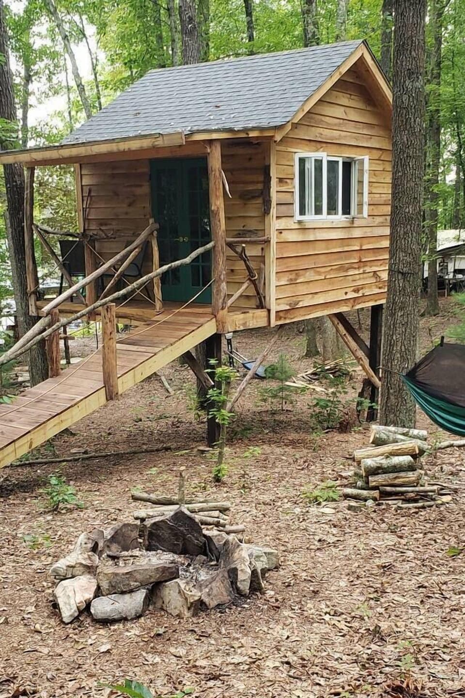 You can see the firepit while laying in bed!