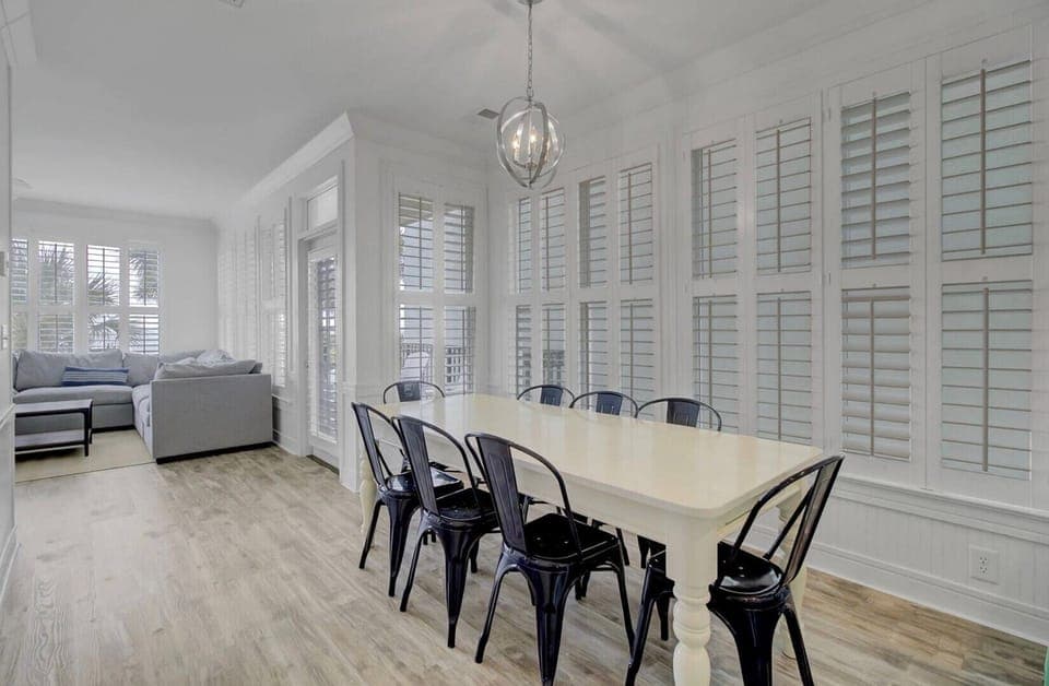 Dining Area, Oceanfront Grand Pavilion
