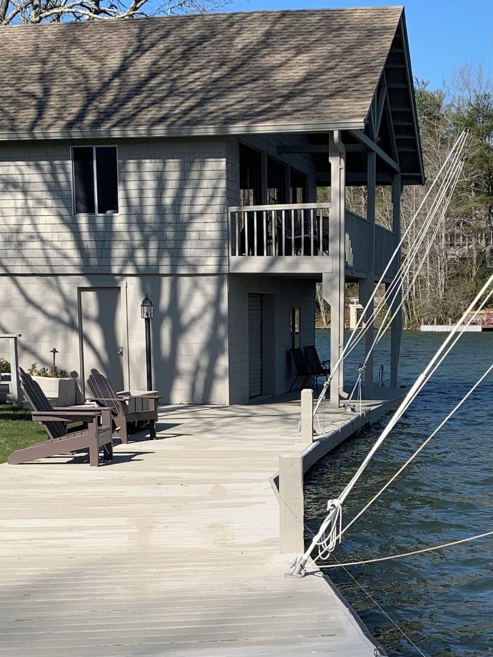 community boat house w/kayaks, paddleboards & canoes