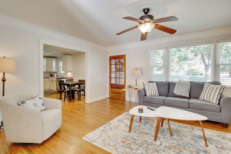 House (2 Bedrooms) | Interior