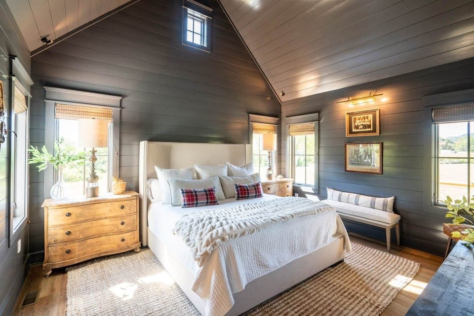 Classic Cottage | Egyptian cotton sheets, premium bedding, down comforters, pillowtop beds