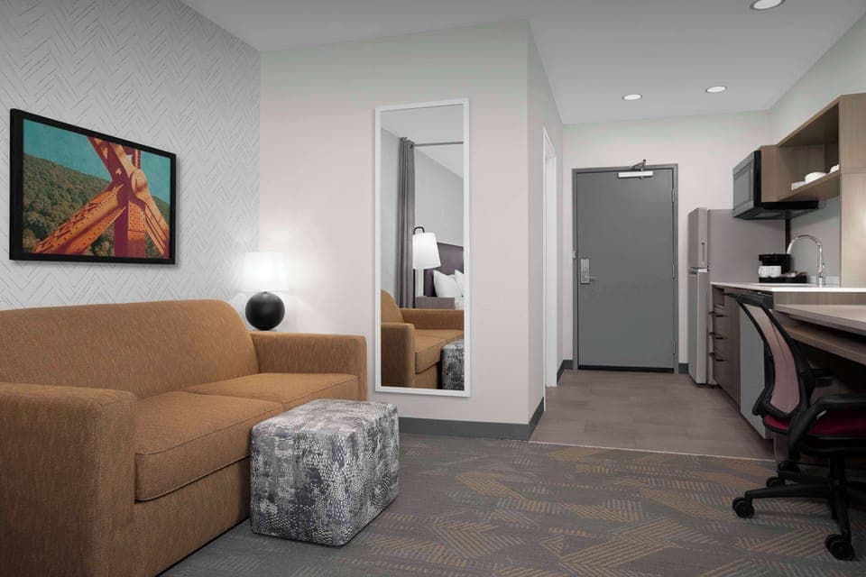 Down comforters, in-room safe, iron/ironing board, free WiFi