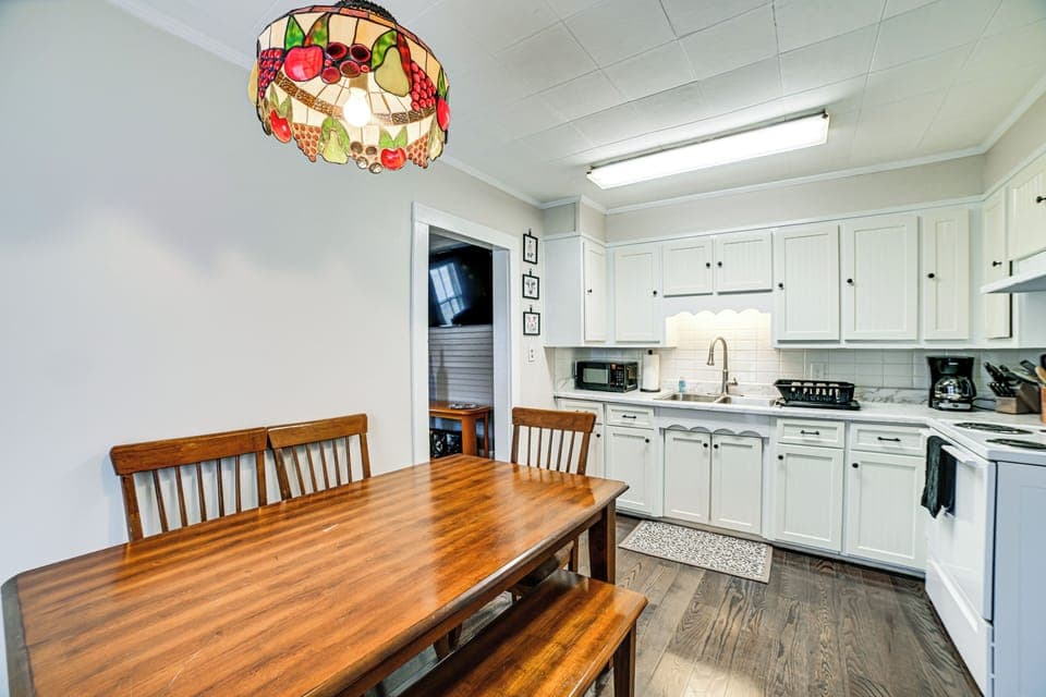 Cottage (2 Bedrooms) | Interior