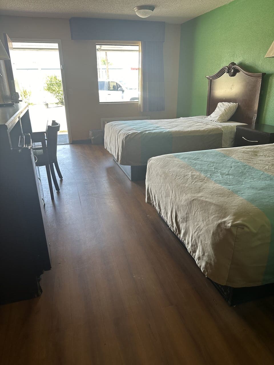 Standard Double Room | Free WiFi, bed sheets