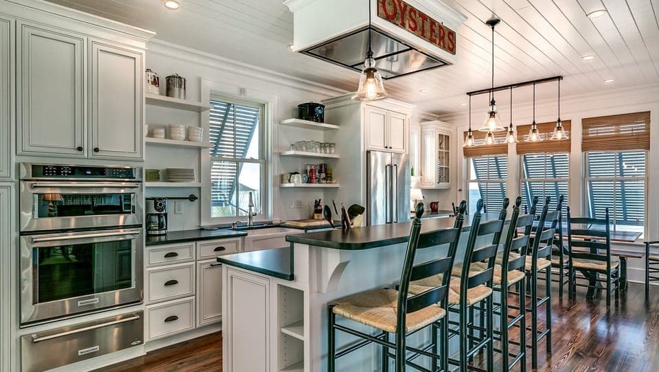 House, 4 Bedrooms | Private kitchen | Fridge, oven, coffee/tea maker, toaster