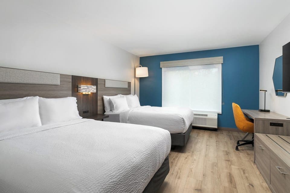 In-room safe, desk, laptop workspace, free cribs/infant beds
