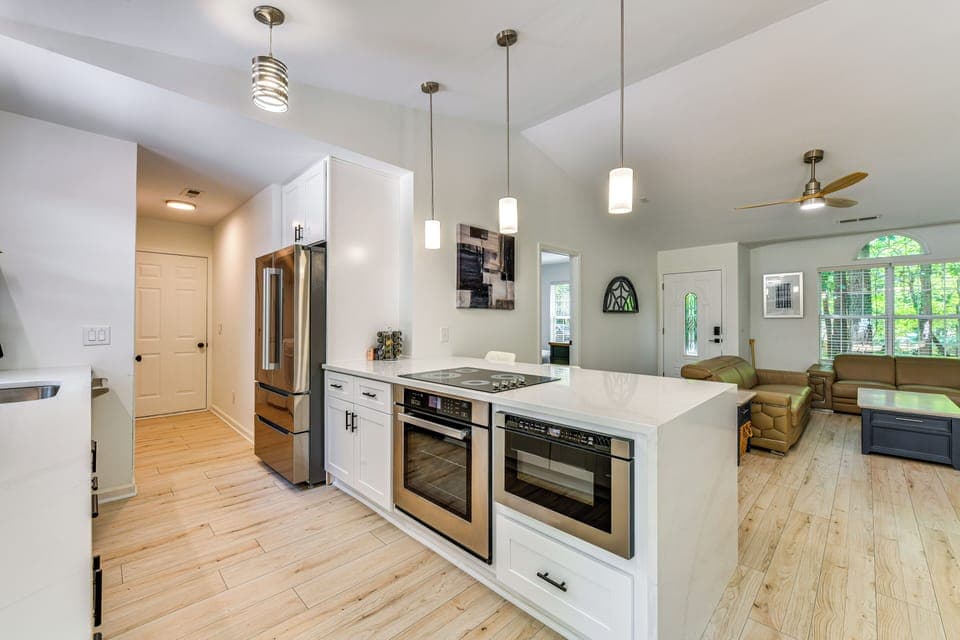 House (3 Bedrooms) | Interior