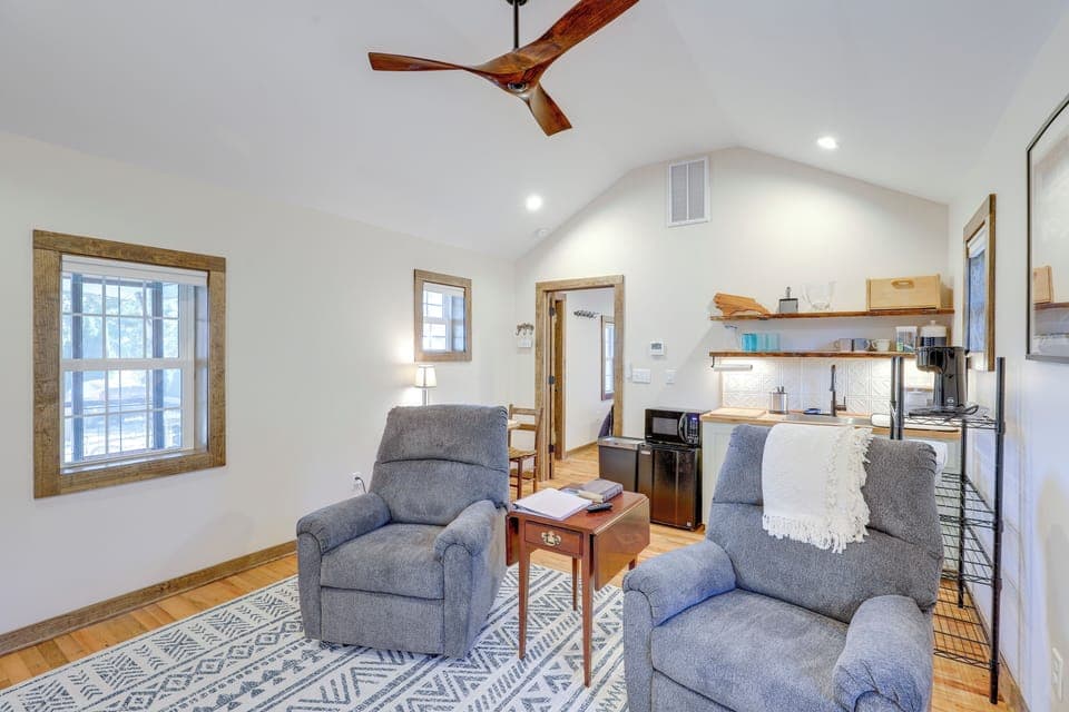 House (1 Bedroom) | Interior