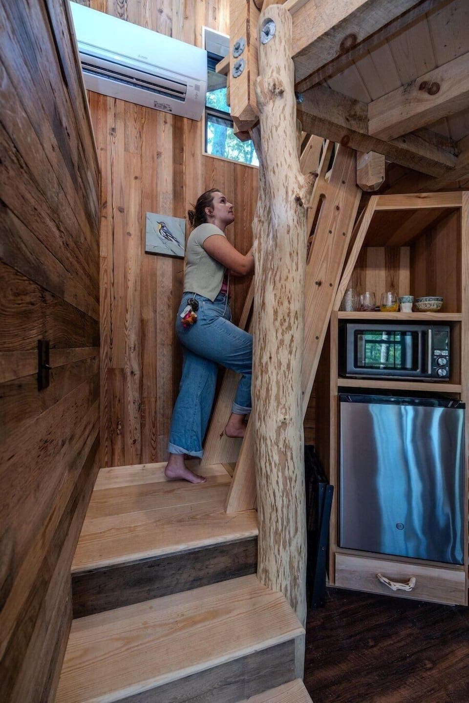 Tree House, Mountain View, Mountainside | Premium bedding, laptop workspace, free WiFi, bed sheets