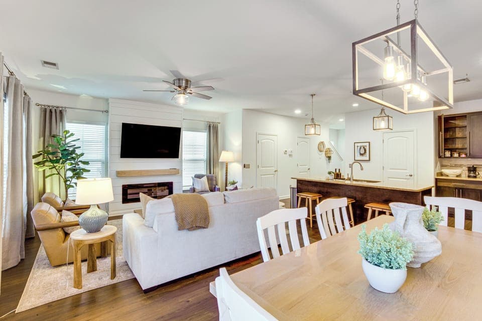 House (3 Bedrooms) | Interior