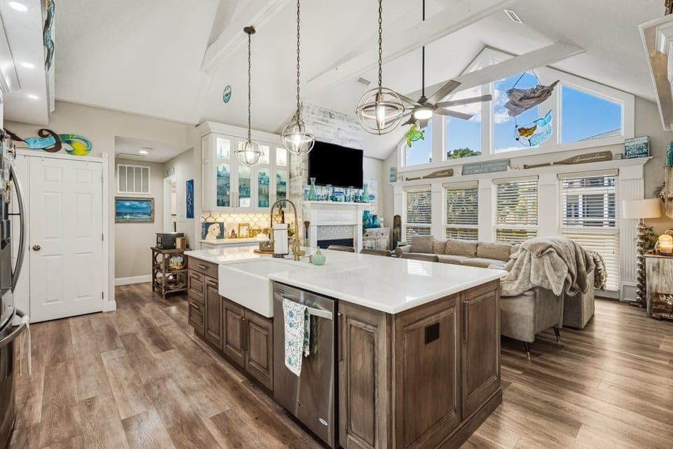 House, 4 Bedrooms | Interior