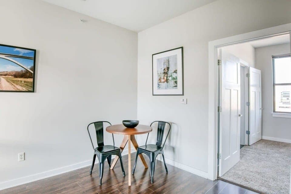 Apartment | Dining