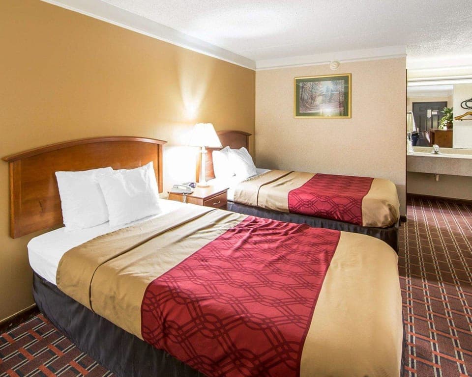 Standard Double Room, 2 Double Beds, Non Smoking | In-room safe, iron/ironing board, free WiFi, bed sheets