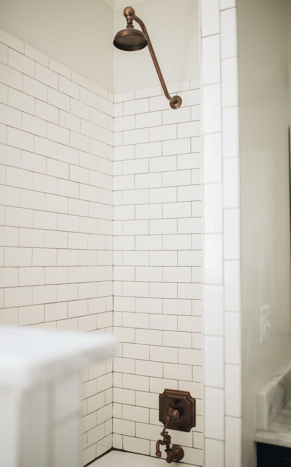 Romance Room, 1 King Bed, Fireplace | Bathroom shower
