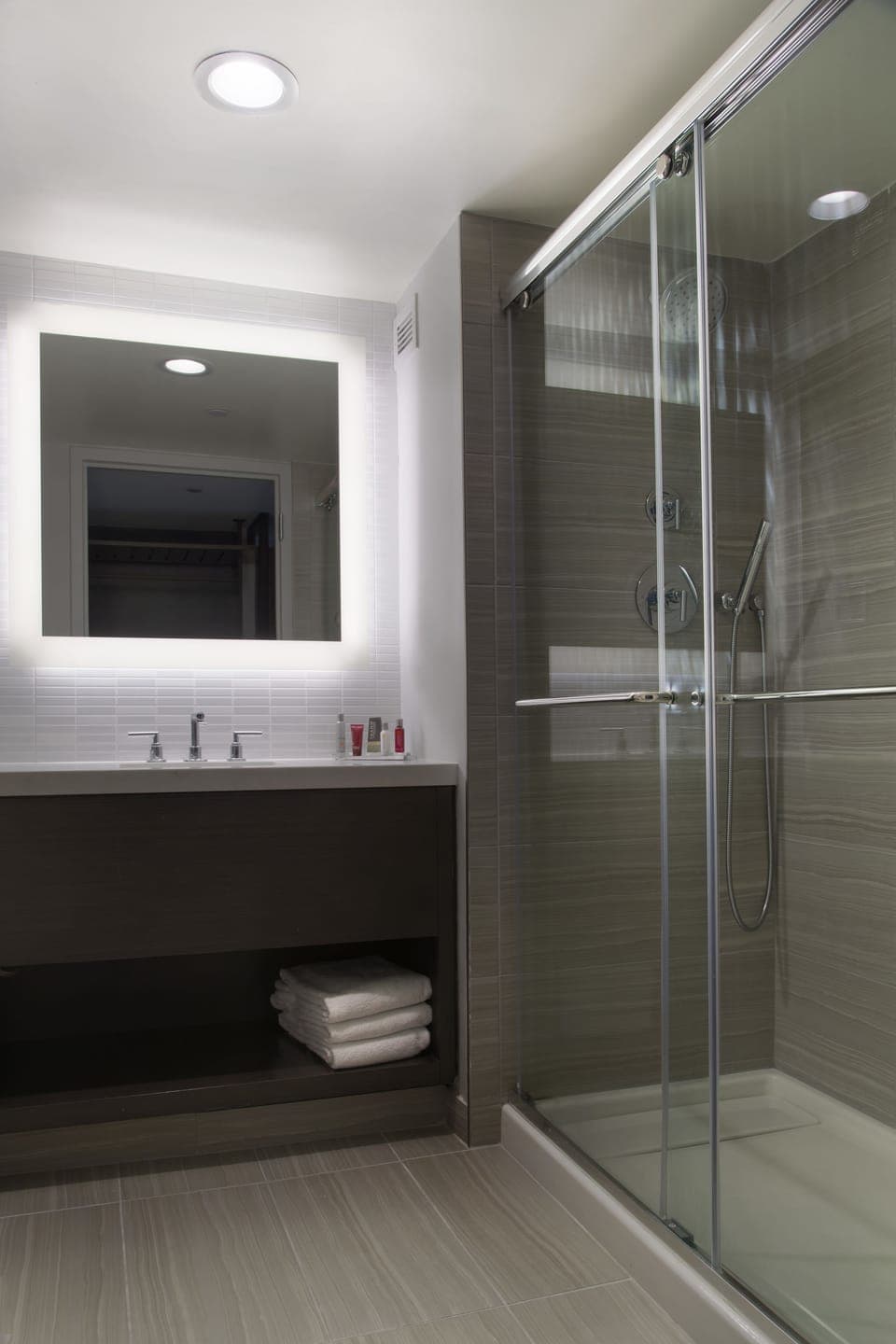 Bathroom shower