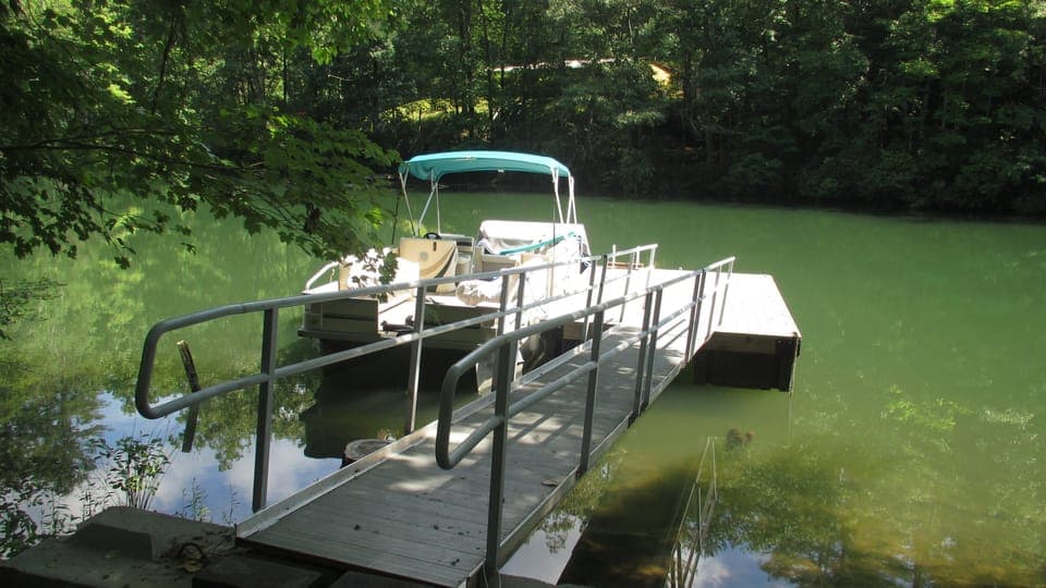 Dock