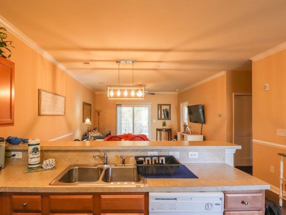 Condo, 2 Bedrooms | Private kitchen | Fridge, microwave, oven, dishwasher