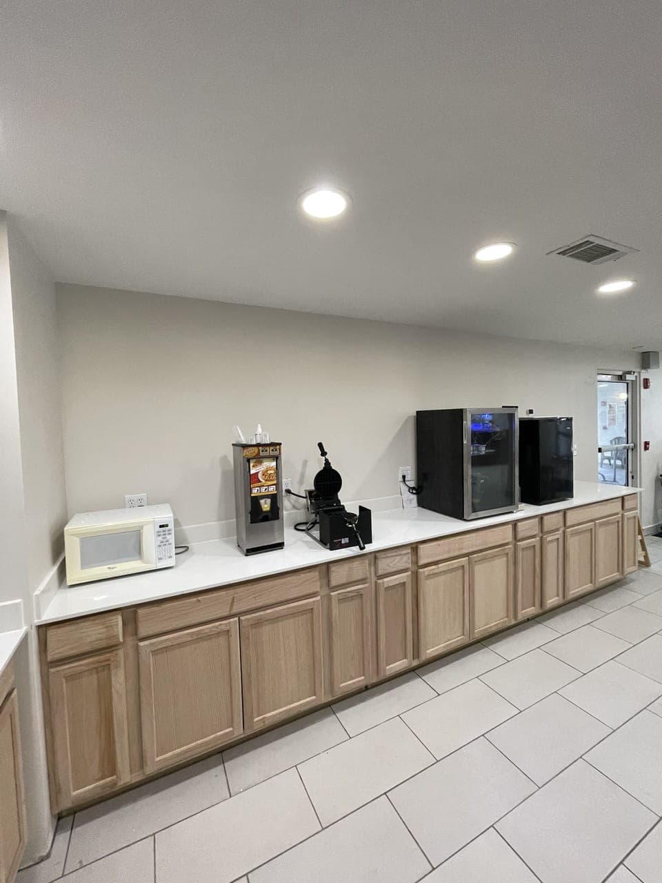 Free daily continental breakfast