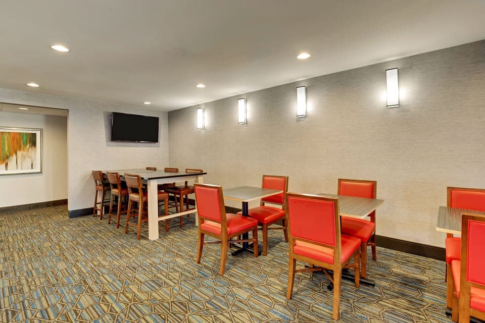Free buffet breakfast