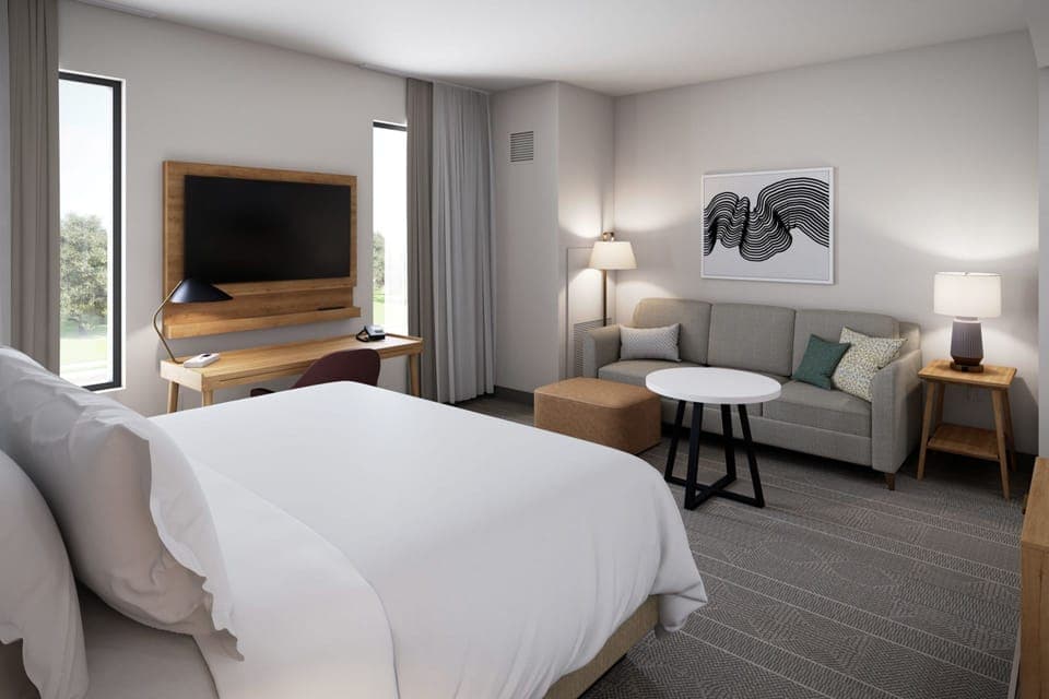 Desk, free cribs/infant beds, free WiFi, bed sheets
