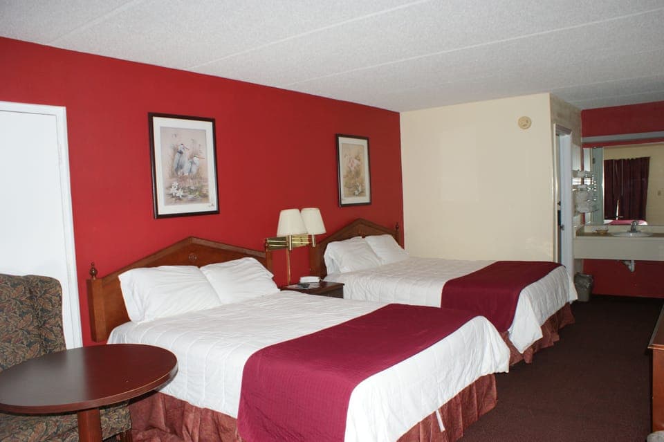 Double Queen Room, Smoking | Iron/ironing board, free WiFi, bed sheets