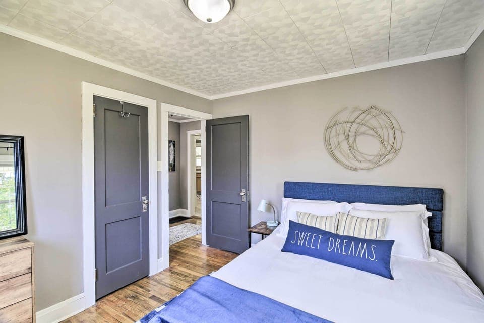 Cottage (2 Bedrooms) | Interior