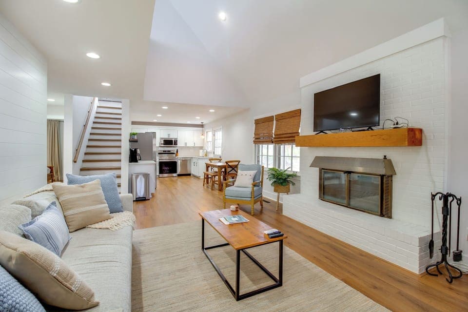 House (2 Bedrooms) | Interior