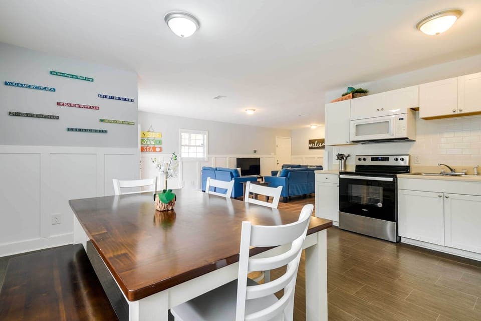 House (3 Bedrooms) | Front of property