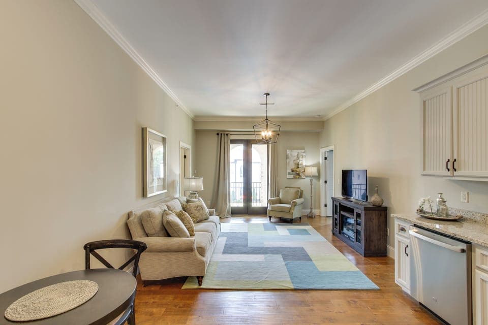 Apartment (2 Bedrooms) | Front of property