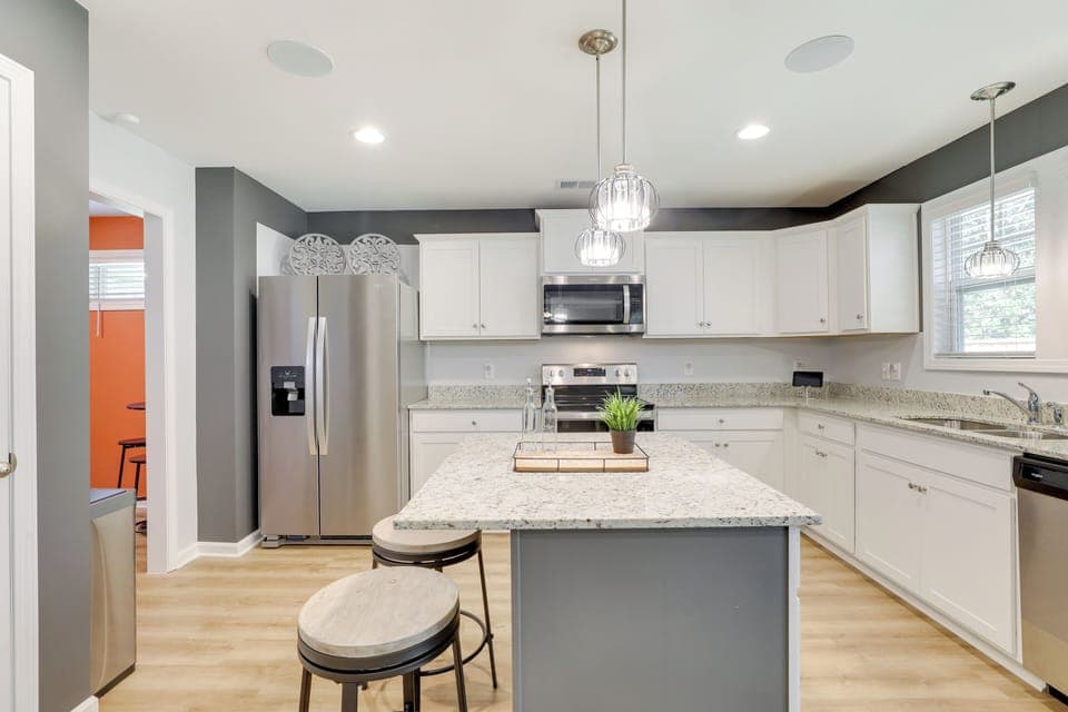 House (4 Bedrooms) | Interior