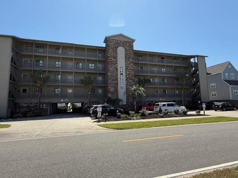 Exterior Front View