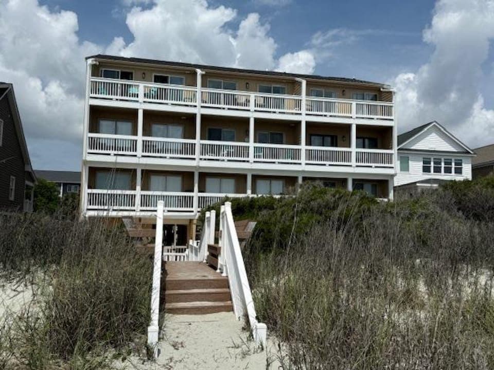 Exterior Oceanside