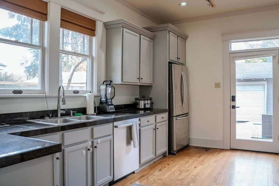 Spacious Kitchen