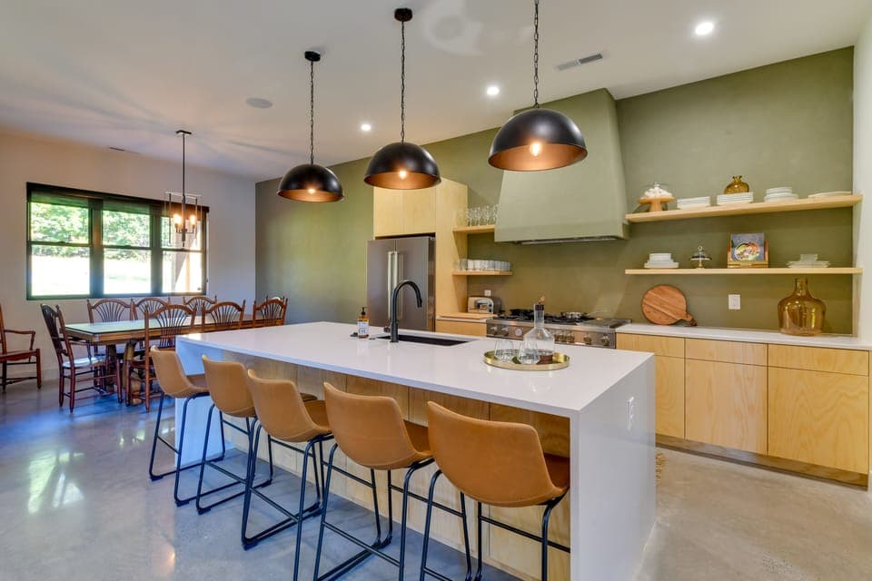 Kitchen | 1st Floor | Dishwasher | Toaster