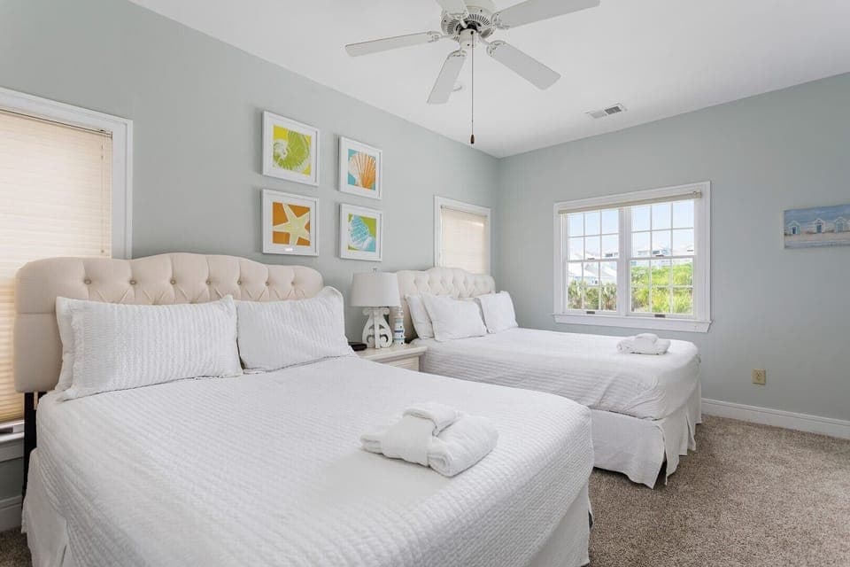 Upper Level Guest Bedroom, Two Queens