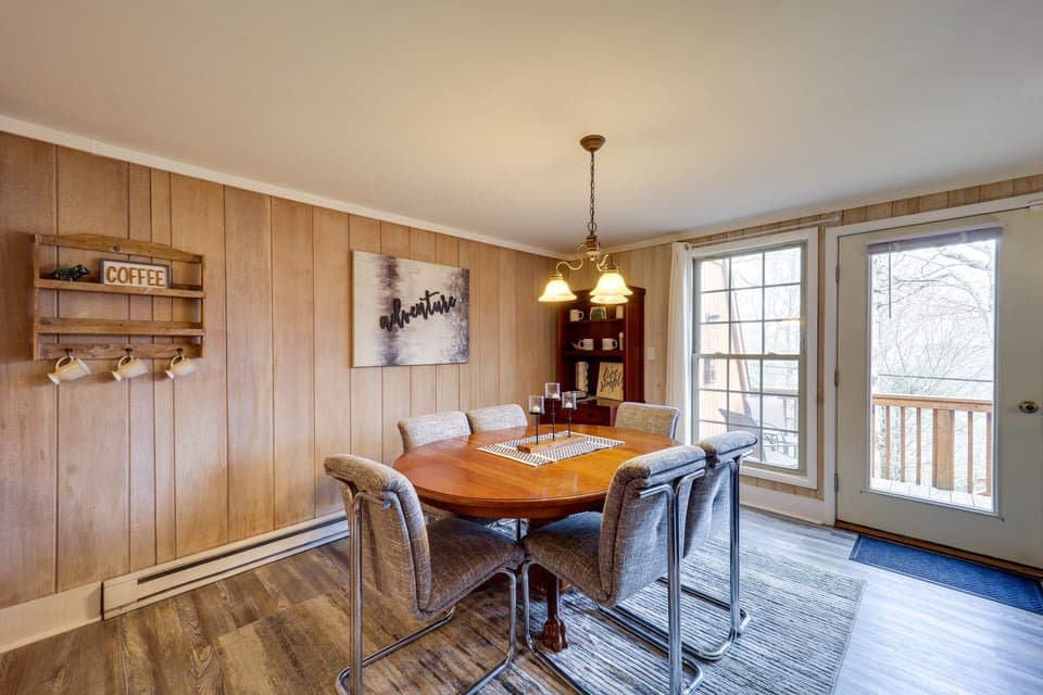 Dining Room | Fully Equipped Kitchen