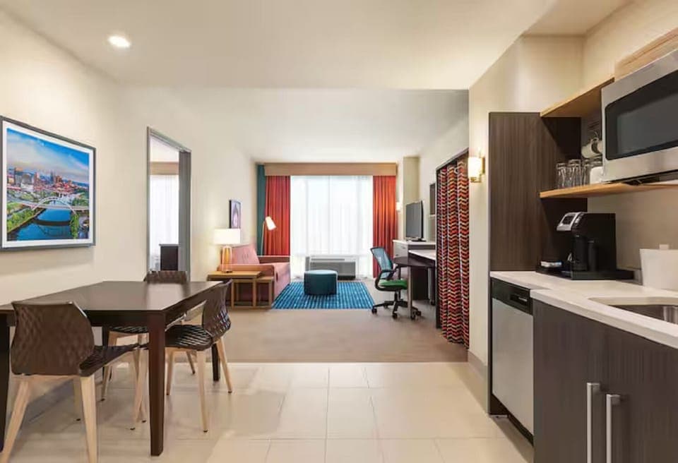 Settle in with easy meals and a comfortable dining nook.