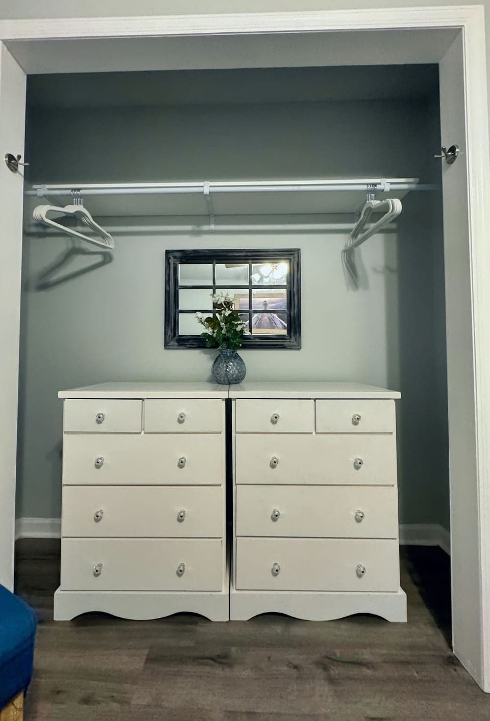 Bedroom 2 space to store or hang clothes