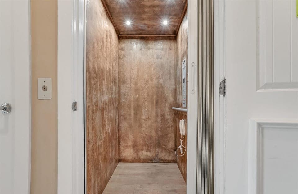 Elevator