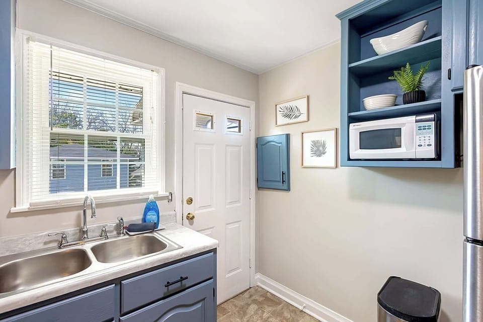 Spacious Kitchen