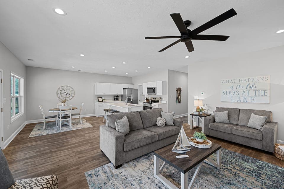 Living area, Kitchen, dining