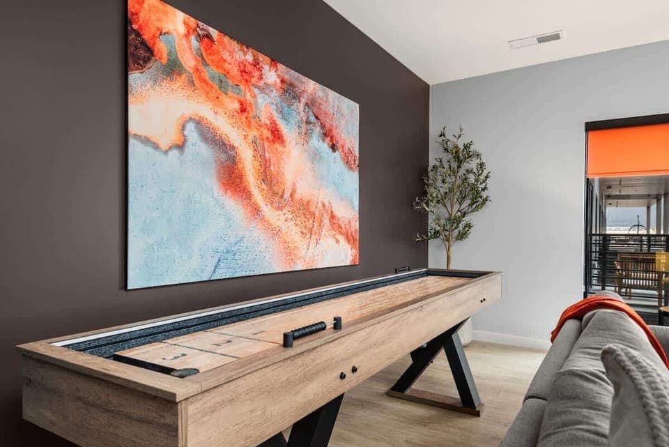 Shuffleboard table